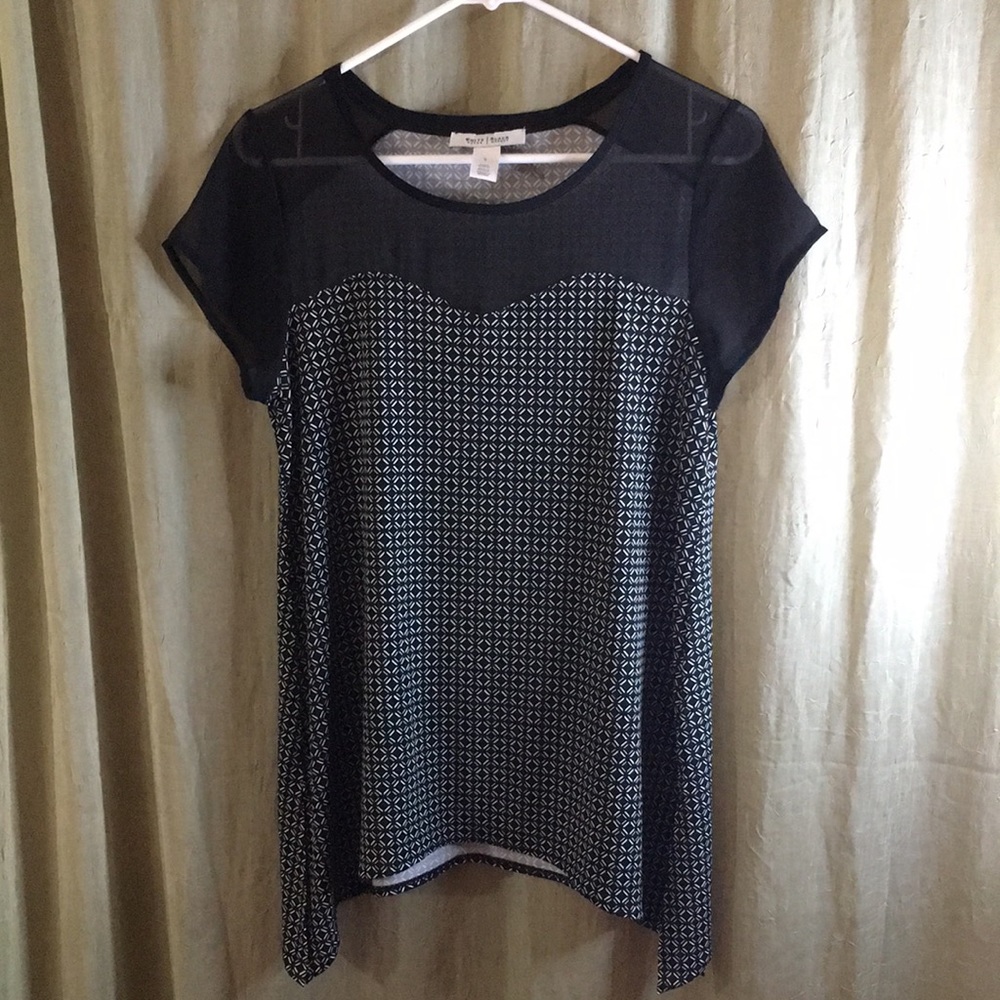 White House Black Market black and white tunic top